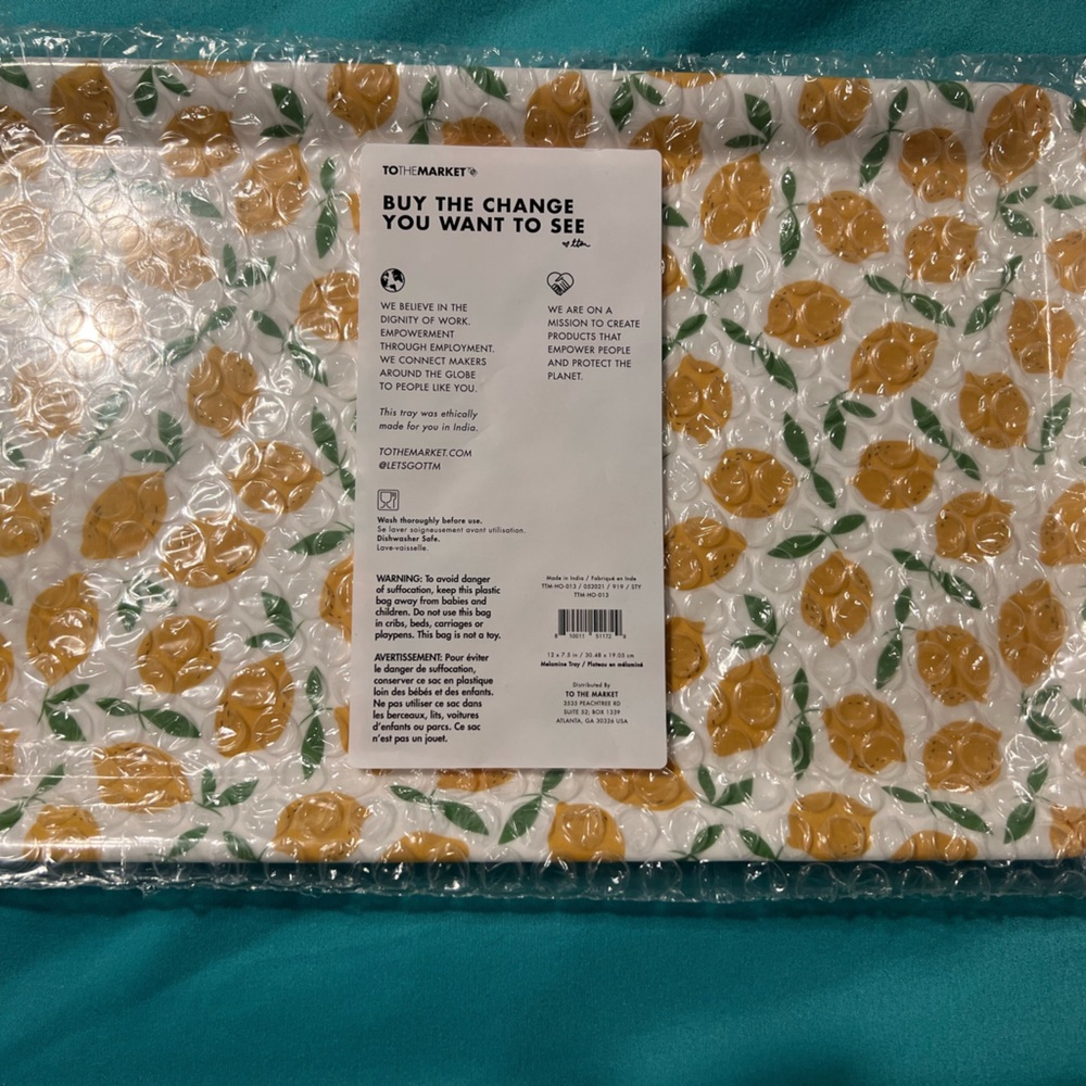 Serving tray